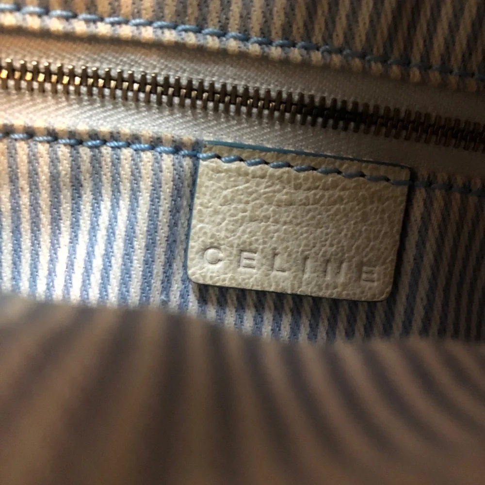 CELINE Vintage Elegant Blue and Cream Shoulder Bag - Picture 4 of 8